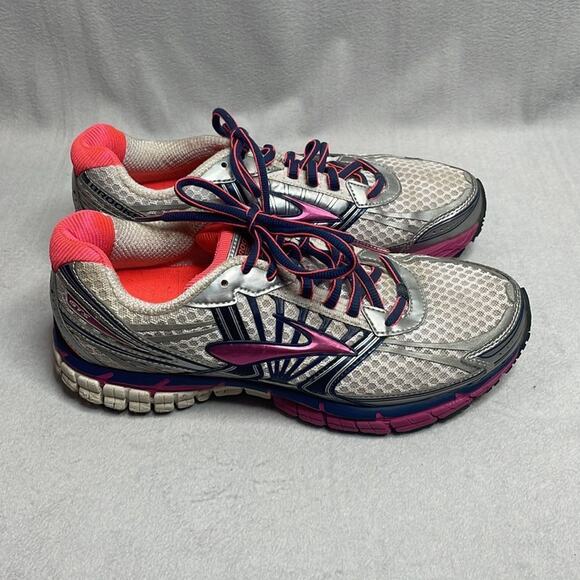 Brooks Adrenaline GTS 14 White, Silver and Pink Running shoe Size 9 - Picture 2 of 5